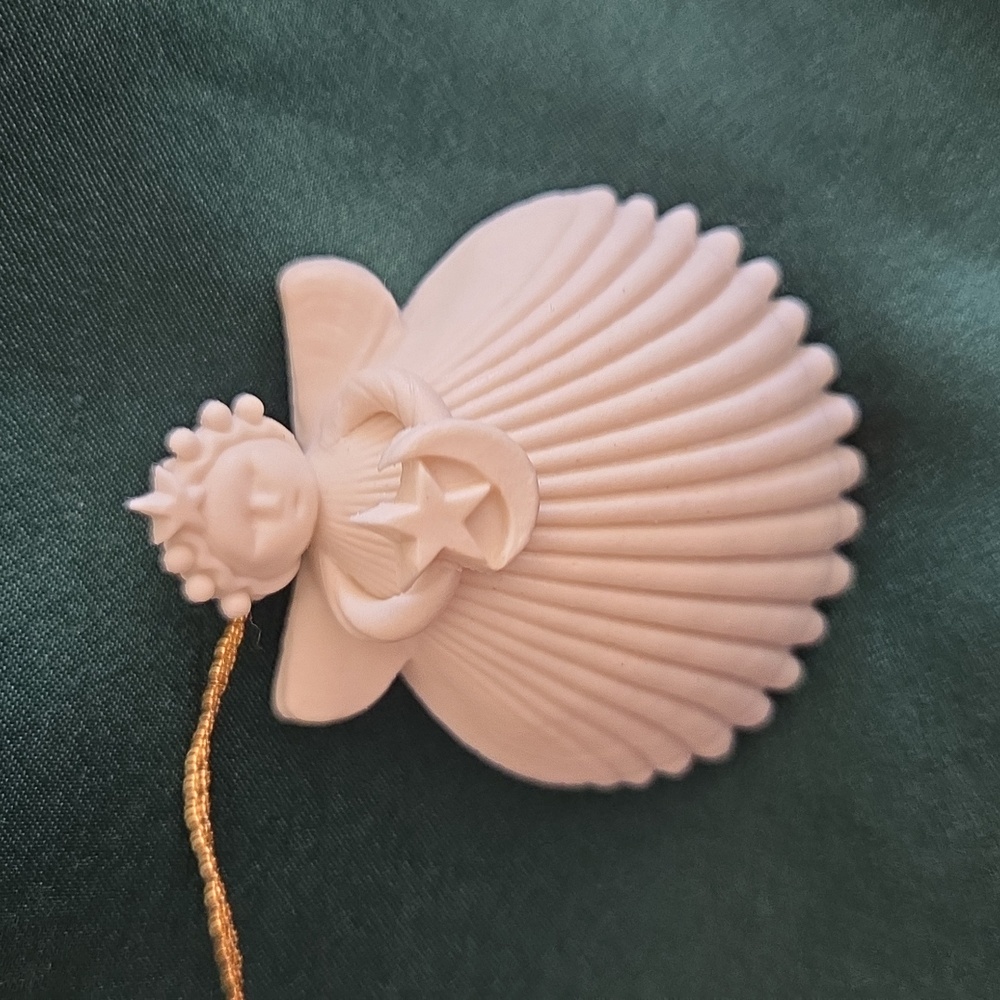 Miniture Celestial Angel Ornament/Figurine 1993. Made in the USA.